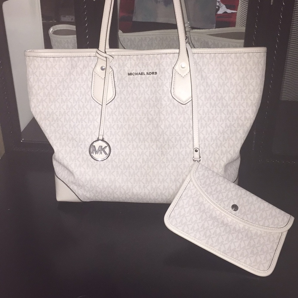 Michael Kors Tote
